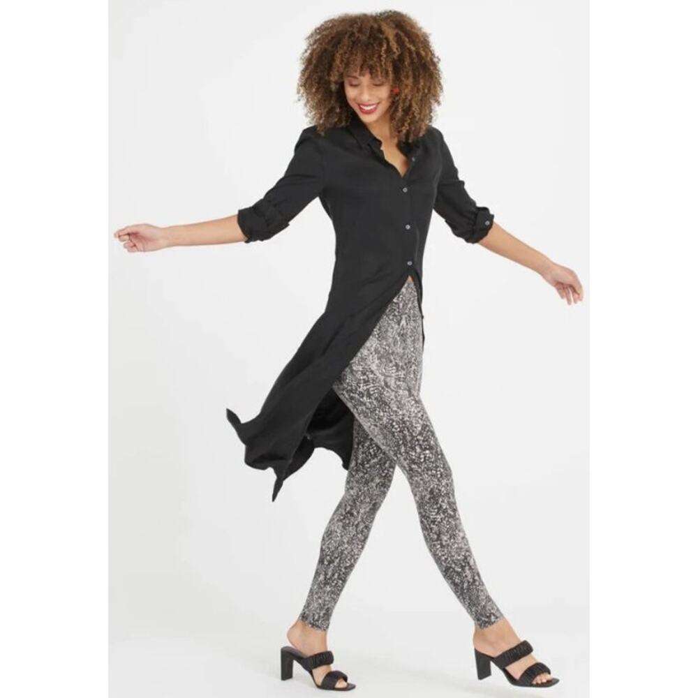 Spanx Faux Leather Snake Shine 7/8 Leggings Gray Black Womens Medium